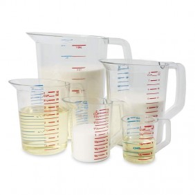 fg321700clr-rcp-foodprep-measuring-styled-family-front_low